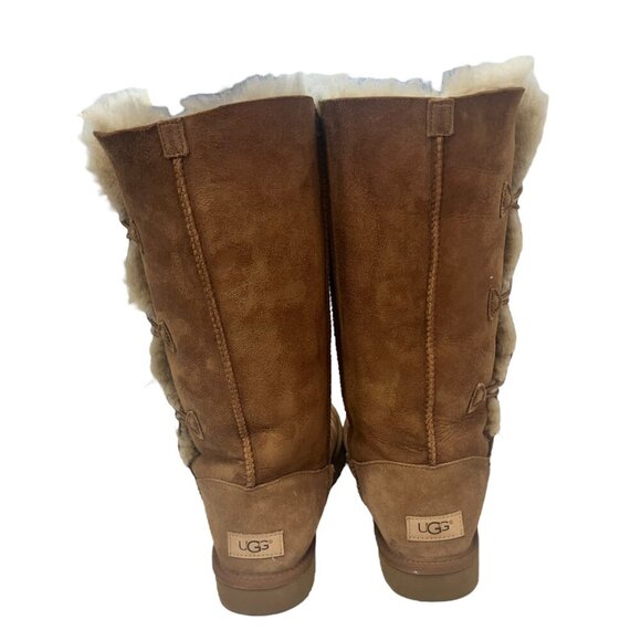 UGG BAILEY 3 Button Boots Women's 10 CHESTNUT Suede Sheepskin Triplet II - Picture 5 of 9